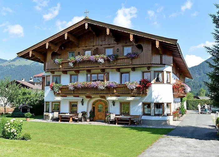 Κατάλυμα σε φάρμα Huettschmiedhof Kössen